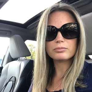 Meet your Posher, Lisa